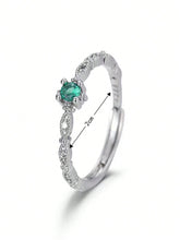 Anillo Verde Con Incrustaciones De Acero Inoxidable Elegante